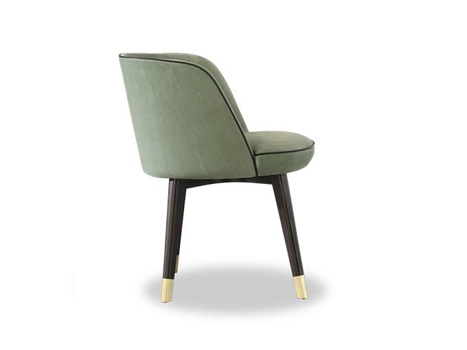 Leather easy chair with armrests | Colette by Baxter