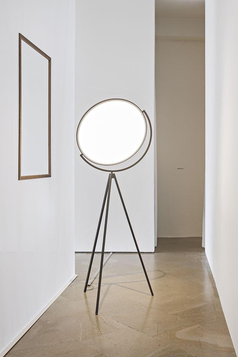 Adjustable floor lamp | Superloon by Flos
