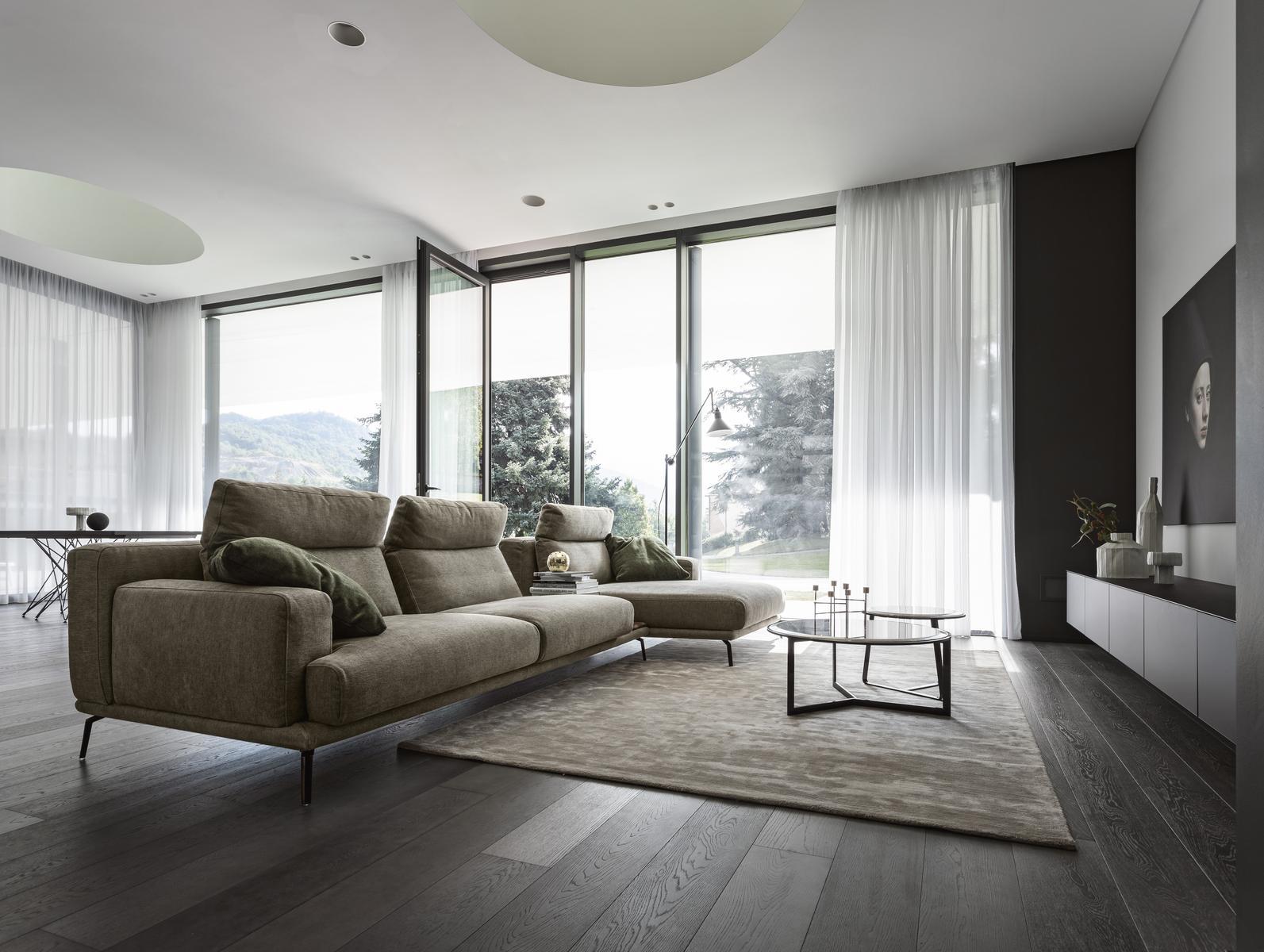 Sectional sofa | Babila by Nicoline