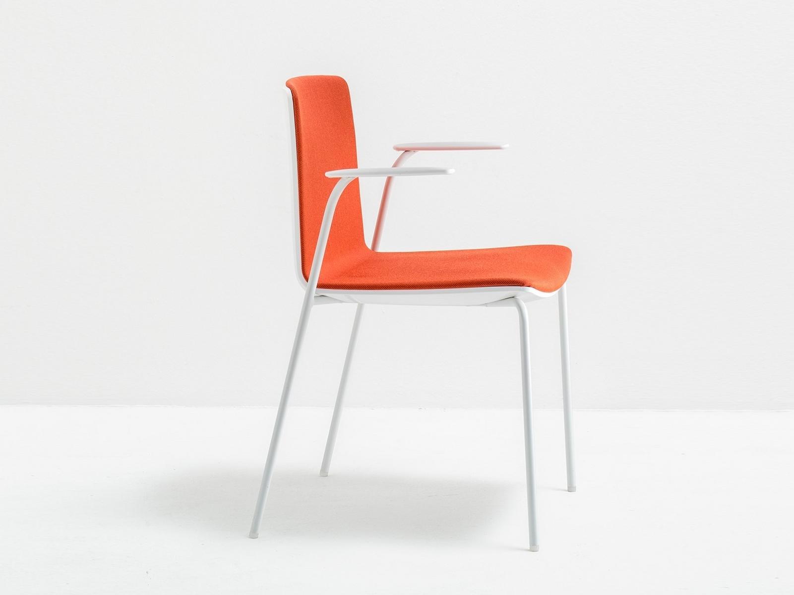 Upholstered polycarbonate chair with armrests | Noa 726 by Pedrali