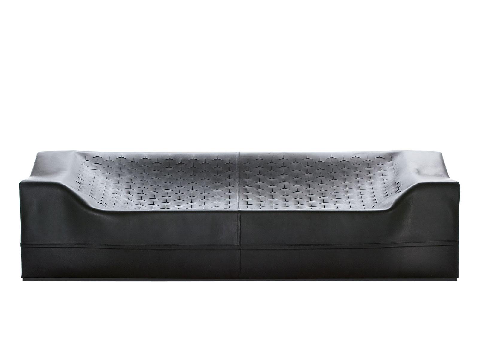 Tanned leather sofa | Skin by Molteni