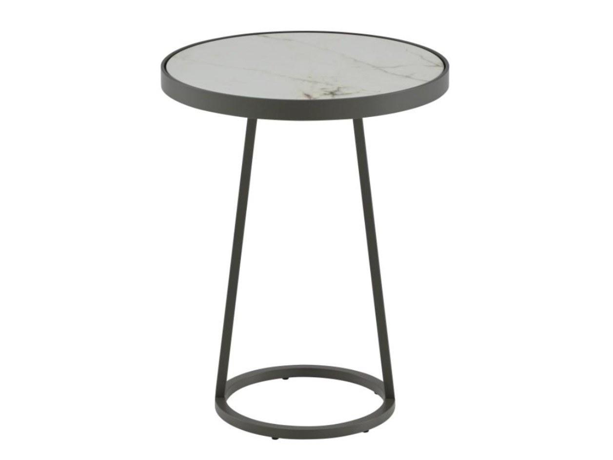 Round steel garden side table | Circles by Ligne Roset