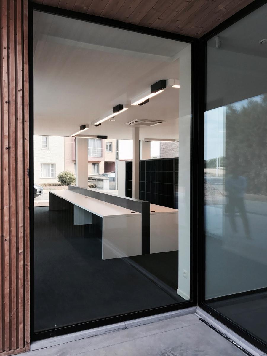 LED polycarbonate ceiling lamp | Metroffice by Dark