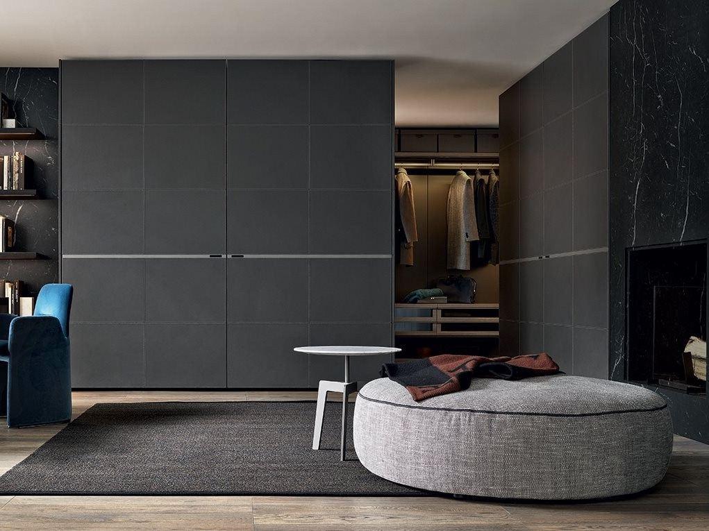 Wardrobe with sliding doors | Bangkok by Poliform