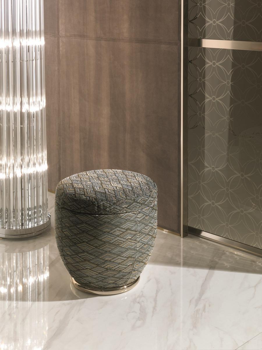 Round microfiber pouf | Godwin by Longhi