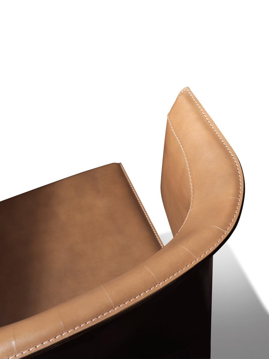 Upholstered tanned leather armchair | Anastasia by Visionnair