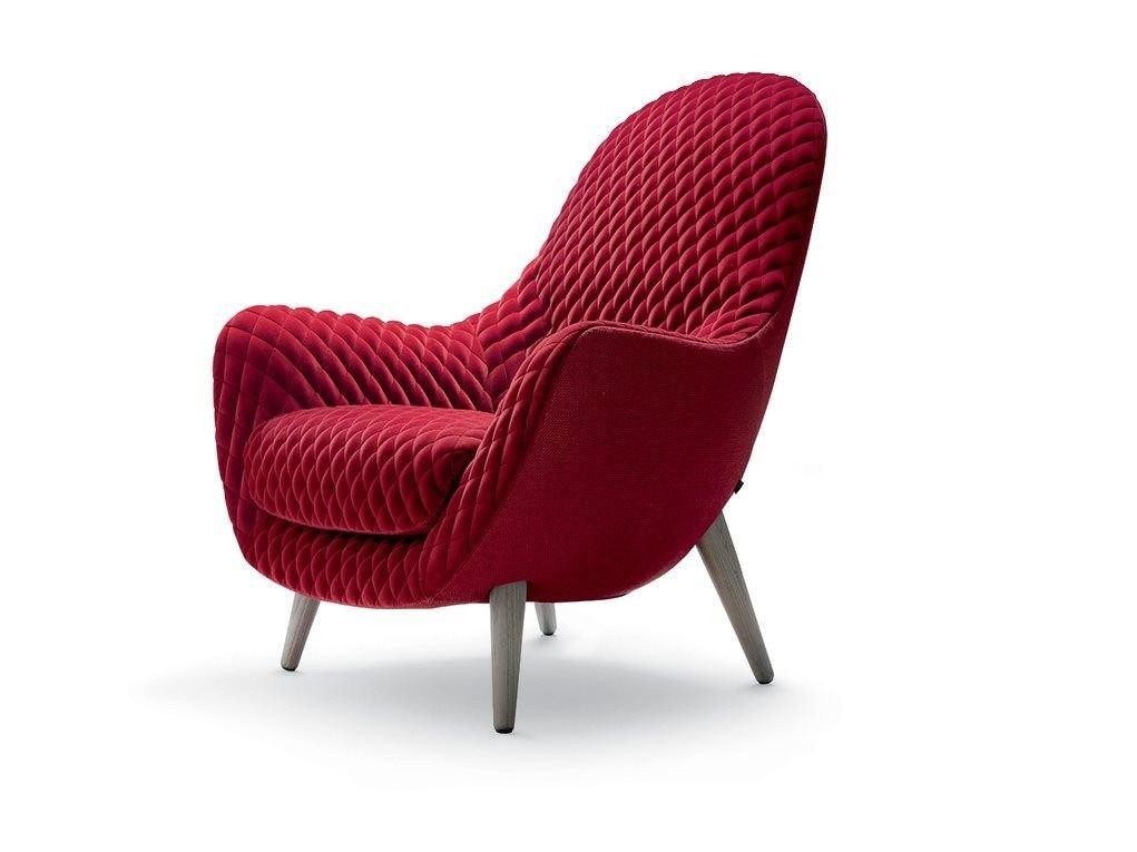 Upholstered fabric armchair with armrests | Mad King by Poliform