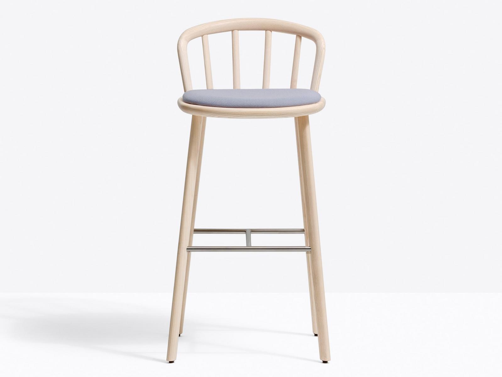 High stool with integrated cushion | Nym 2839a by Pedrali