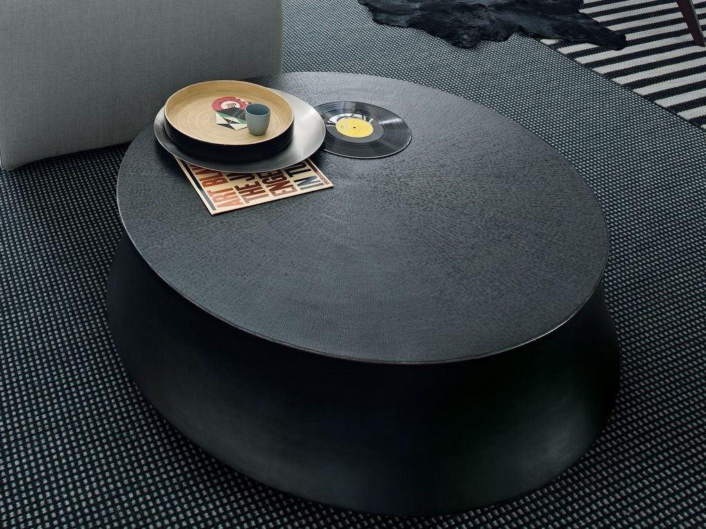 Low round coffee table for living room | Soori by Poliform