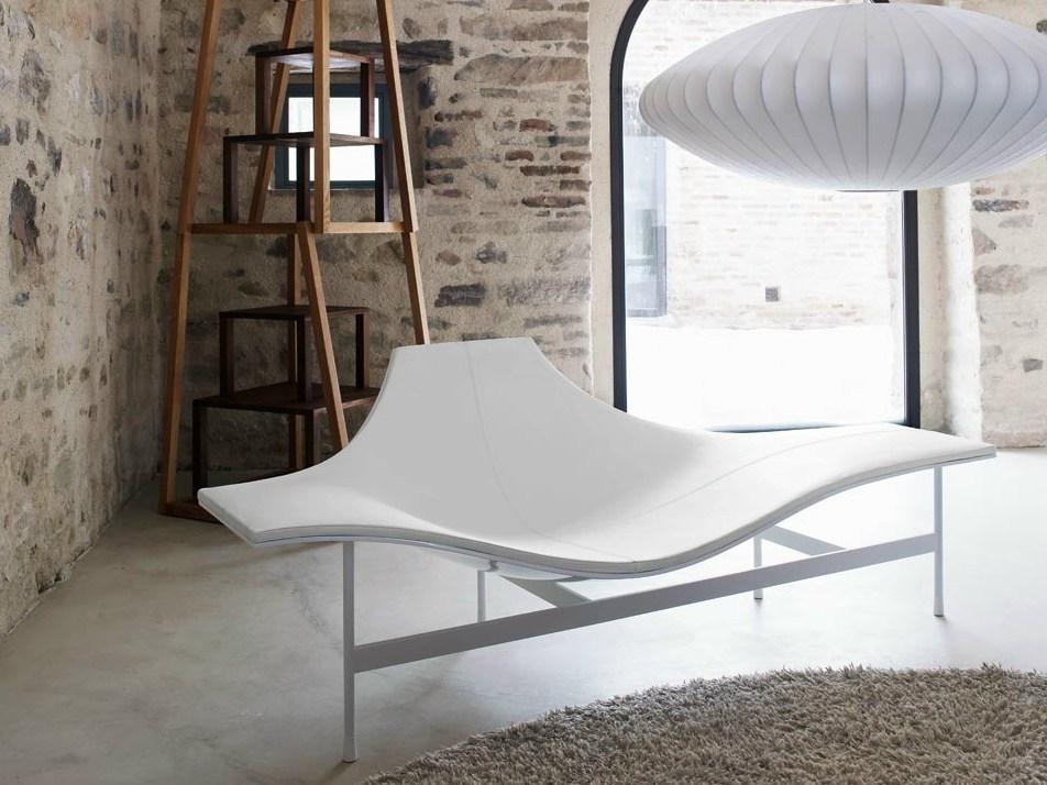 Leather Chaise longue | Terminal 1 by B&B Italia