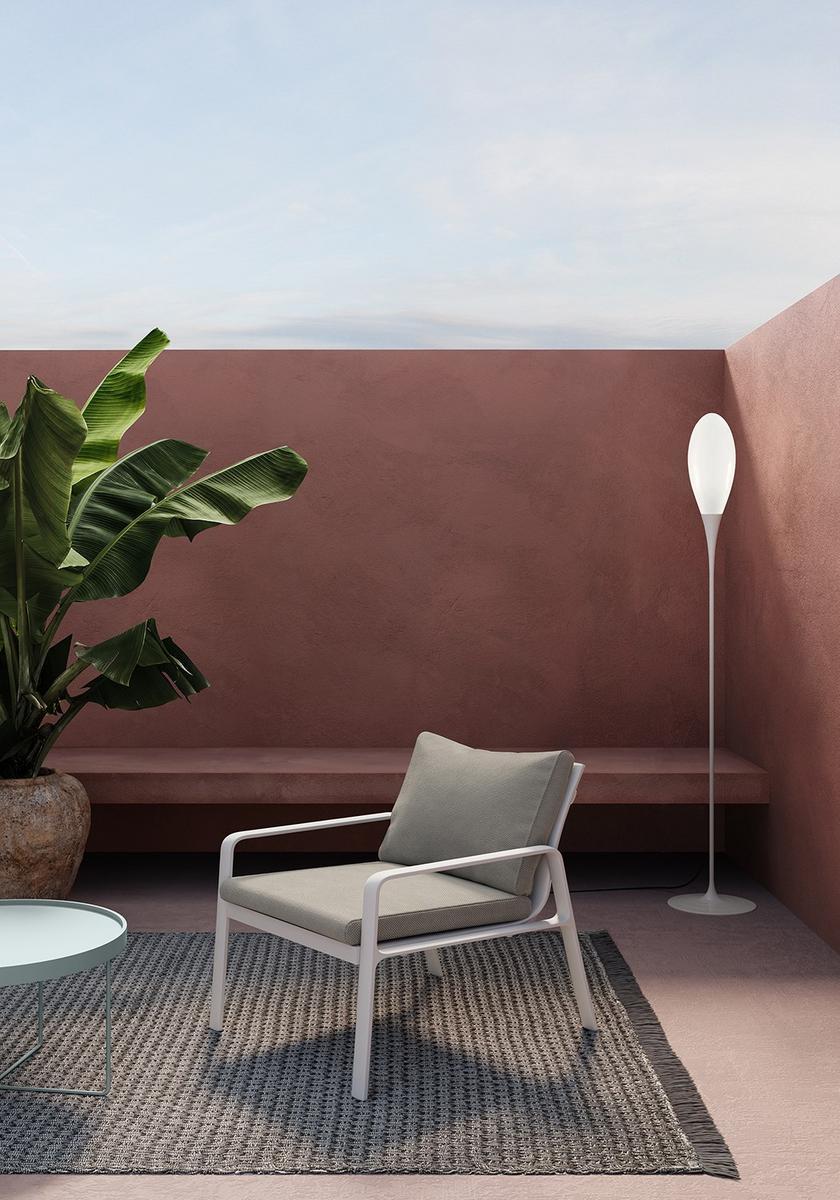 Polyethylene floor lamp | Spillo Outdoor by Kundalini