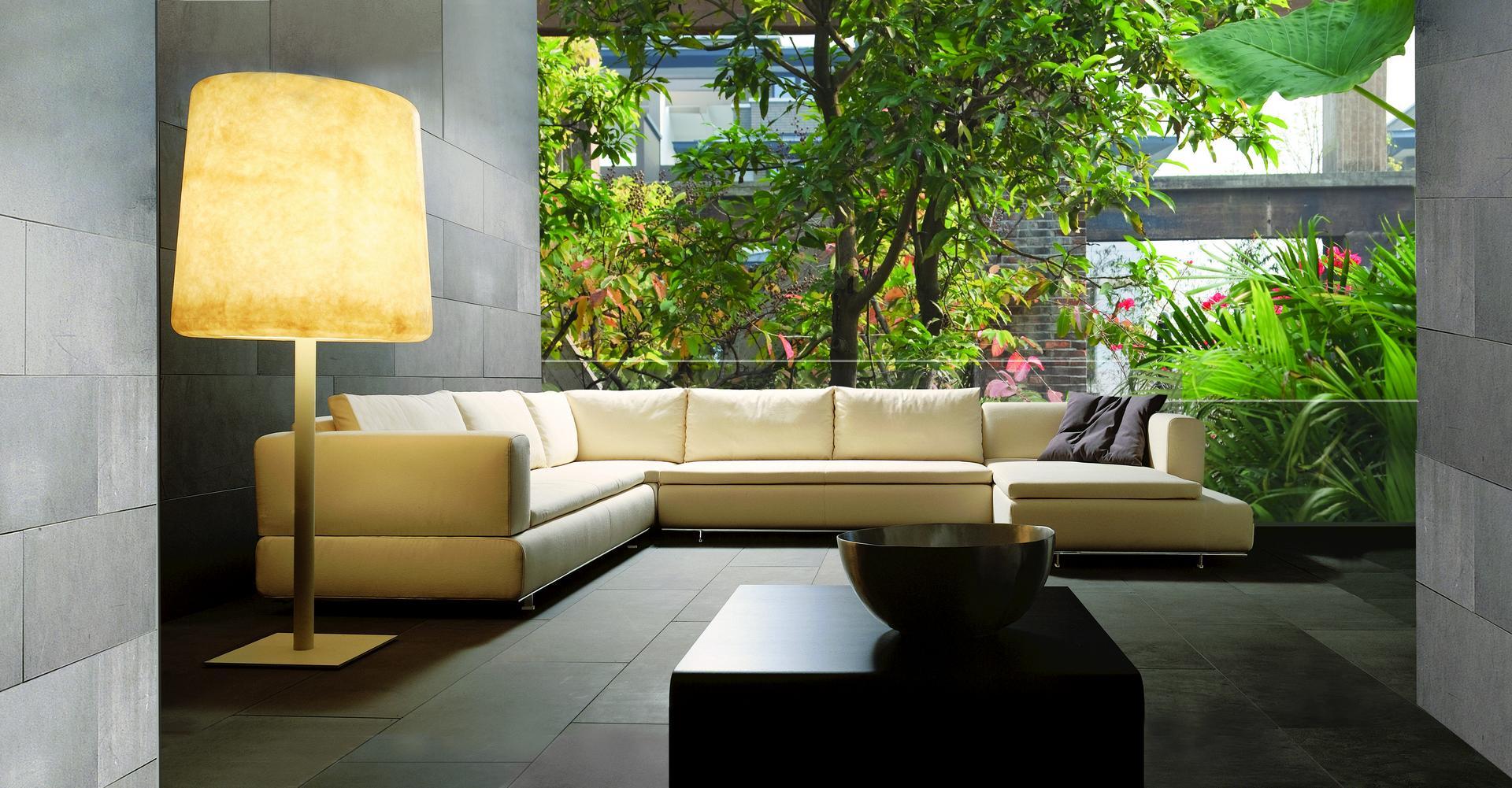 Fiberglass floor lamp | Xxl Outdoor by Contardi