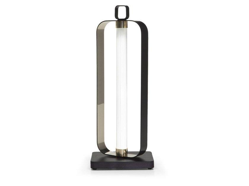 Metal table lamp | Halo by Natuzzi Italia