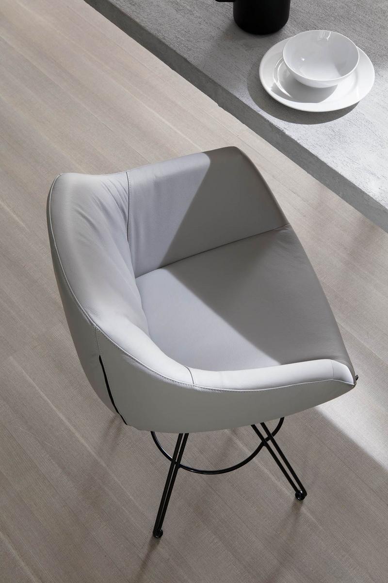 High upholstered leather stool | Victor by Ozzio Italia
