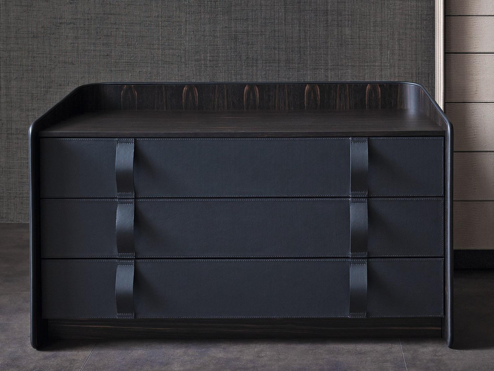 Leather chest of drawers | Gentleman by Flou