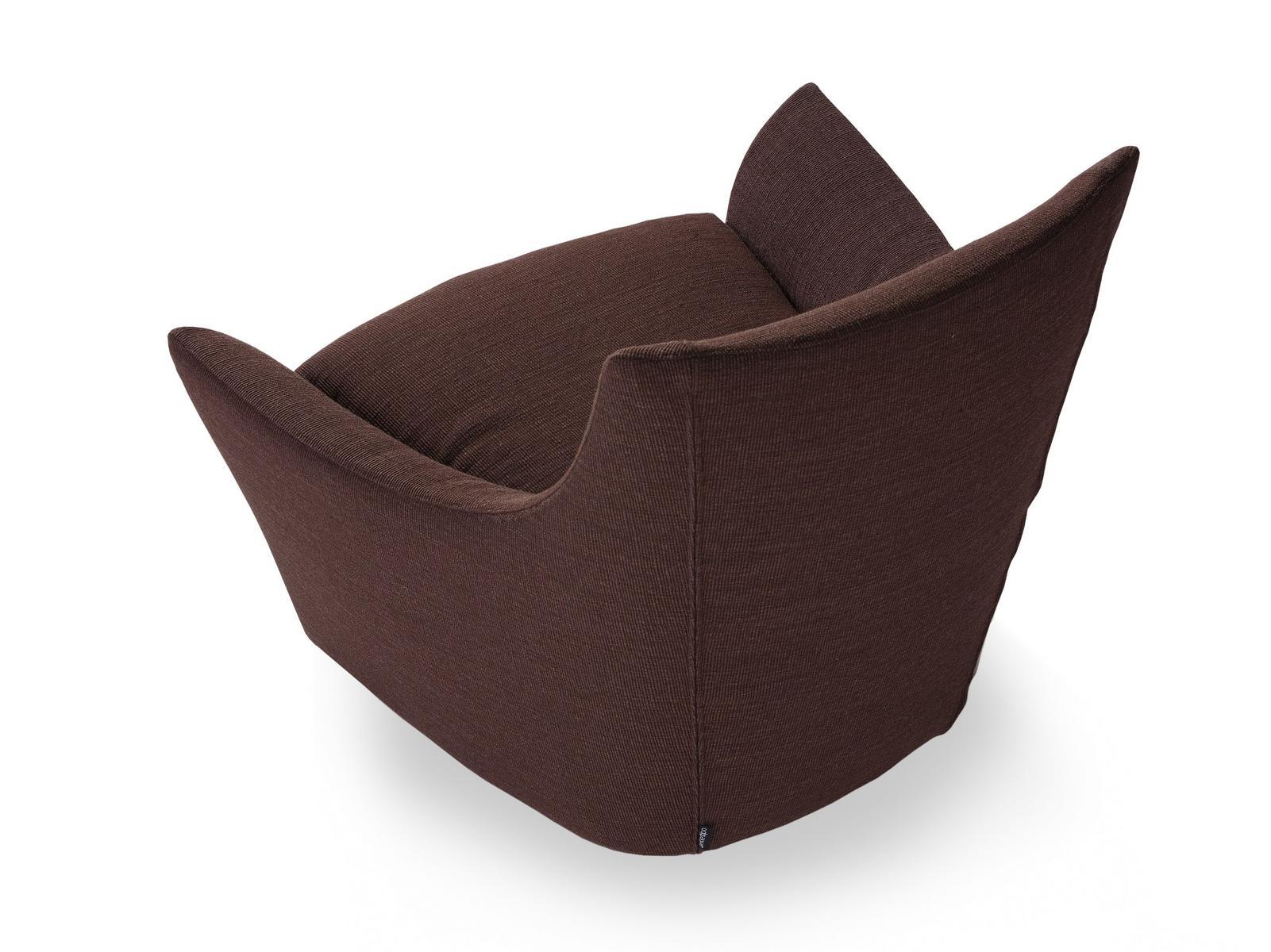 Armchair with armrests | Monterrey by Arketipo