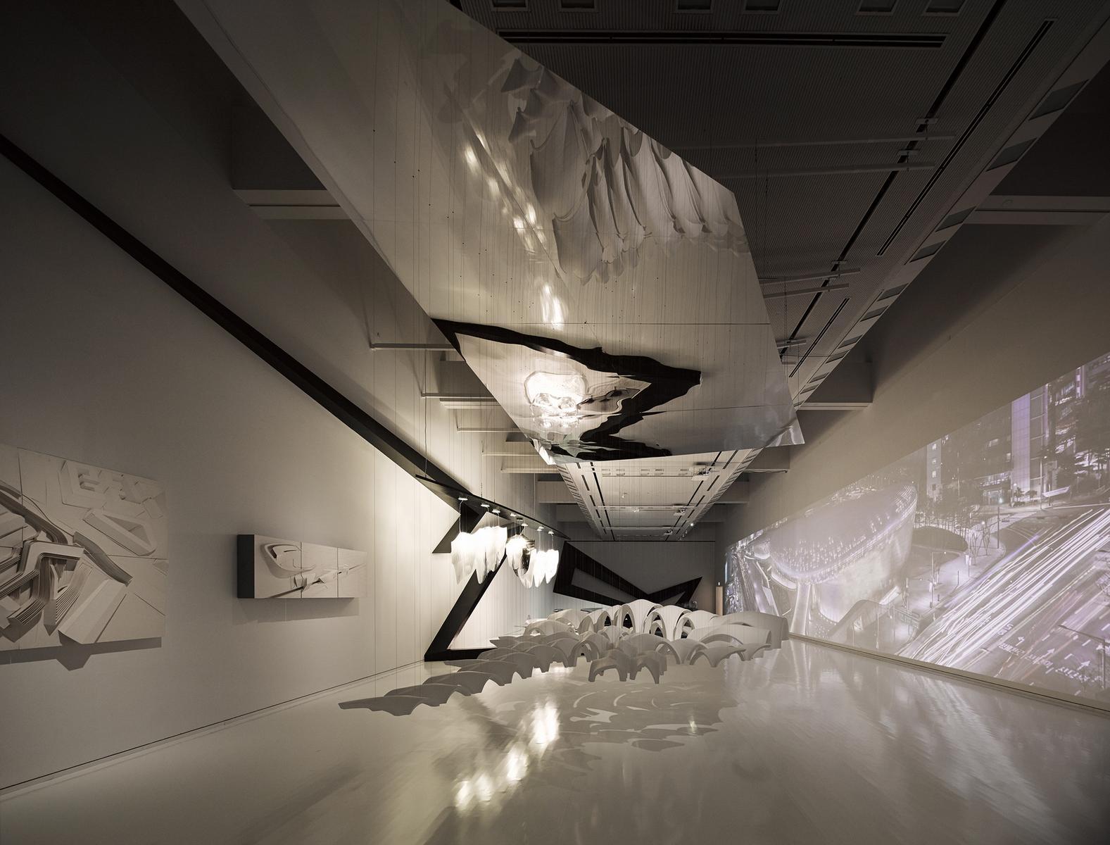 Lentiflex® and Cristalflex® Pendant lamp | Aria by Slamp