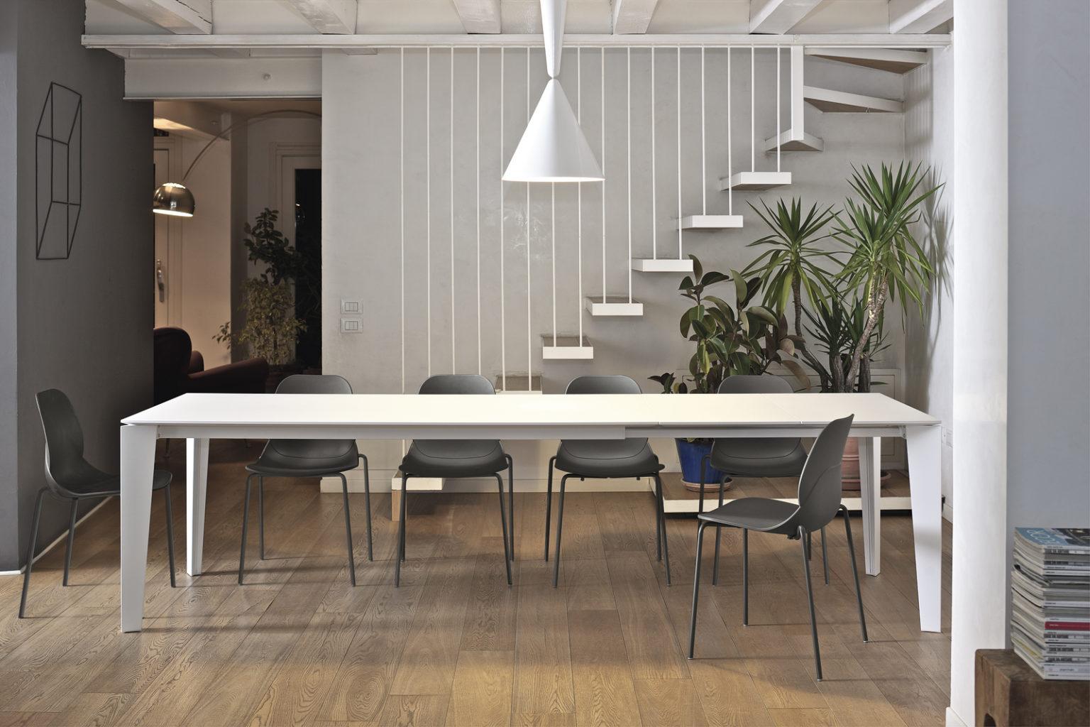 Square tempered glass table | Cruz by Bontempi