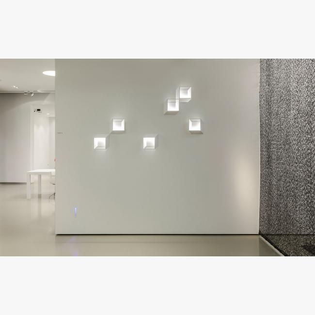 LED wall lamp | Forty-5 by Delta light