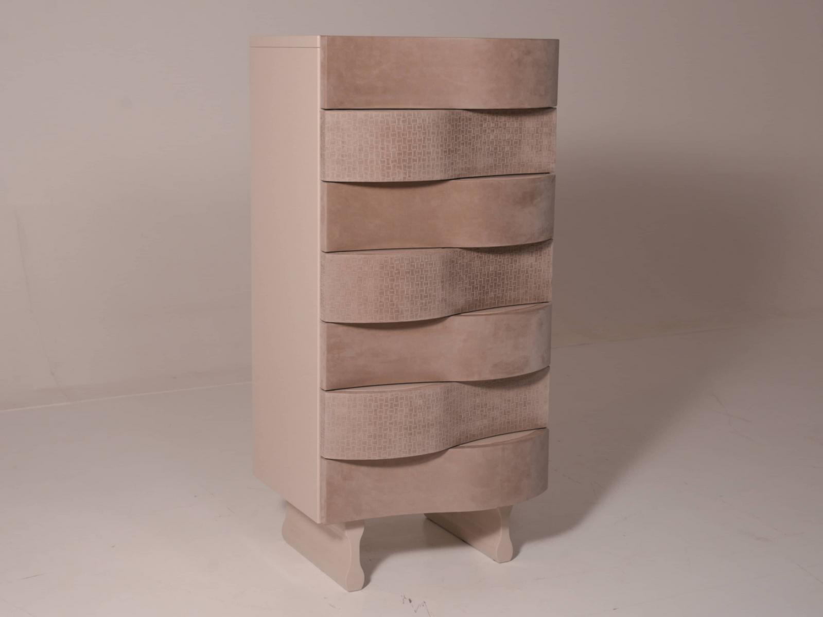 MDF and cowhide chest of drawers | Ola by Mantellassi 1926