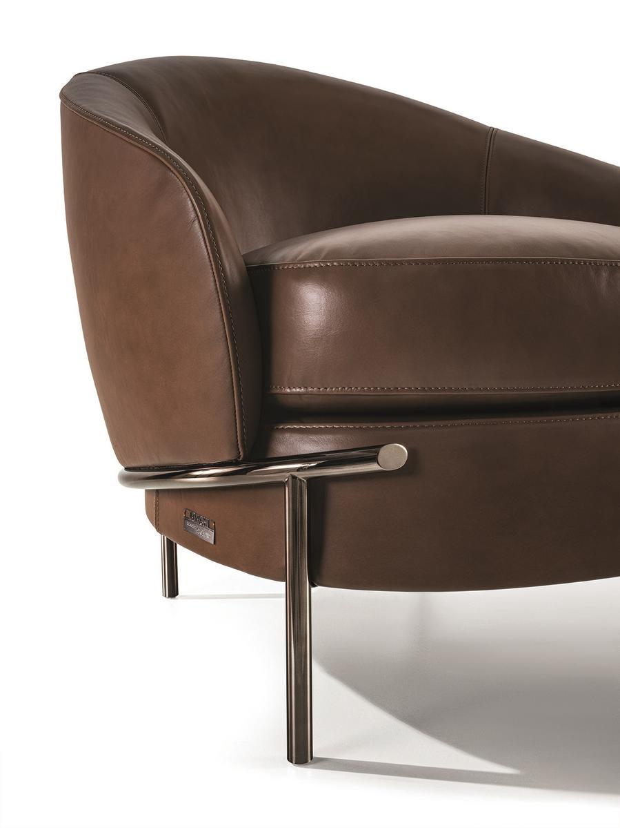 Velvet armchair | Lloyd by Longhi