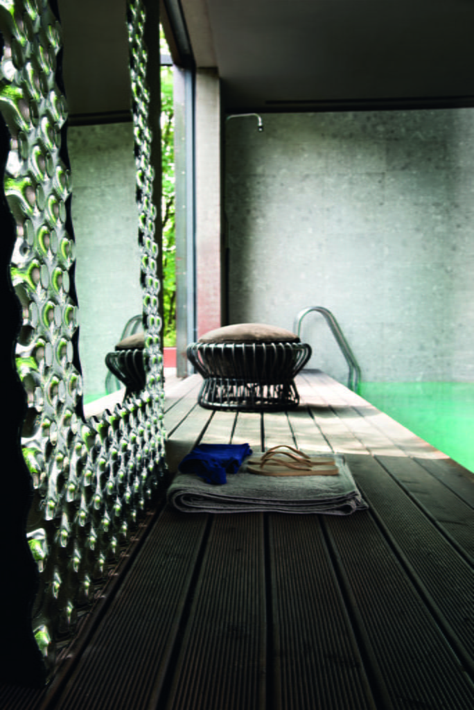 Round mirror | Pop by Fiam