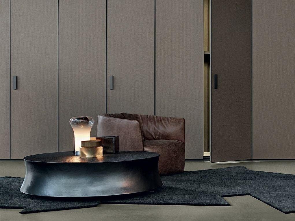 Low round coffee table for living room | Soori by Poliform