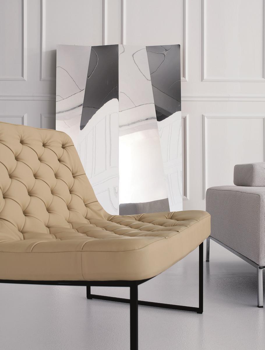 Sled base tufted upholstered leather armchair | Sella by Arflex