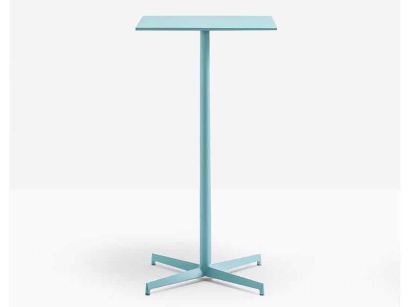Aluminium high table | Laja 5424 by Pedrali
