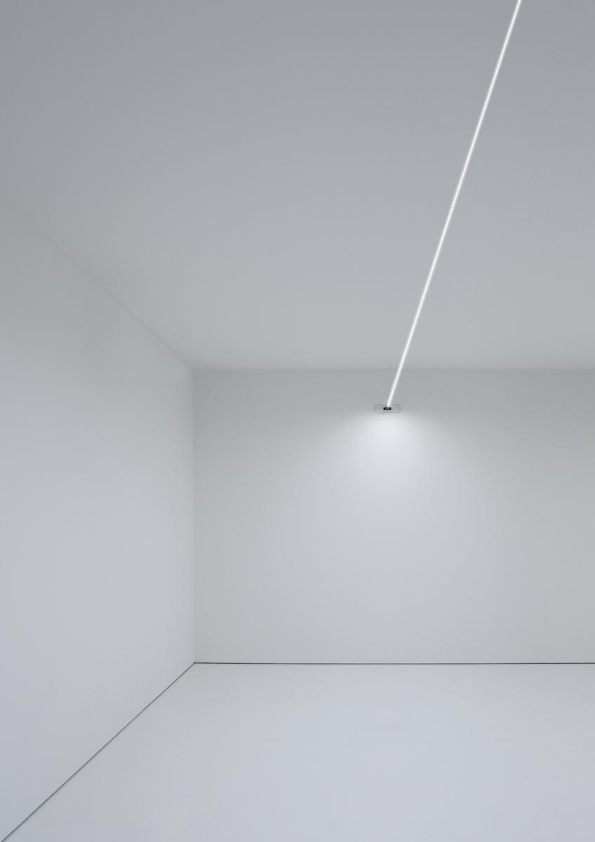 LED direct light wall lamp | Flash by Davide Groppi
