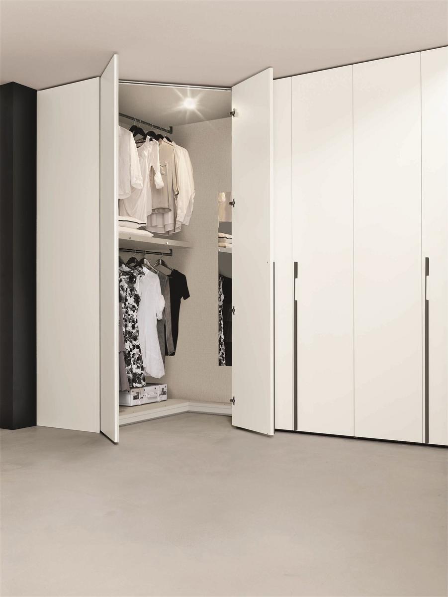 Sectional wardrobe | Furnished Spaces by Tomasella