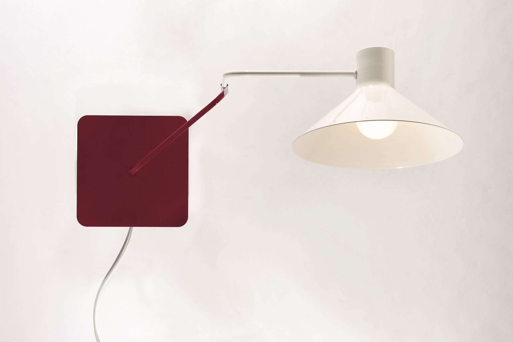 LED direct light iron wall lamp | Sister by Zava