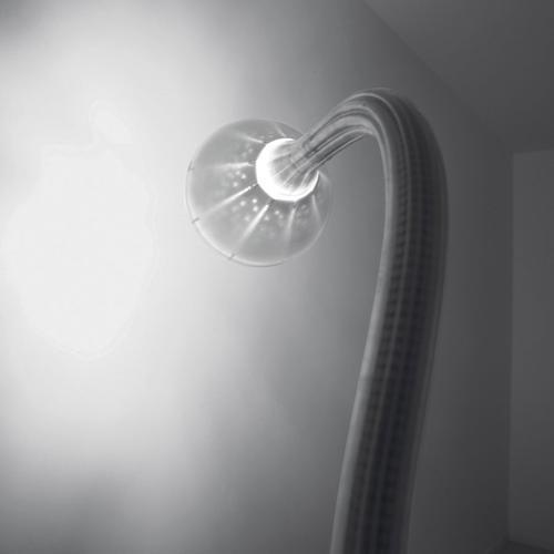 Direct light adjustable floor lamp | Pipe by Artemide