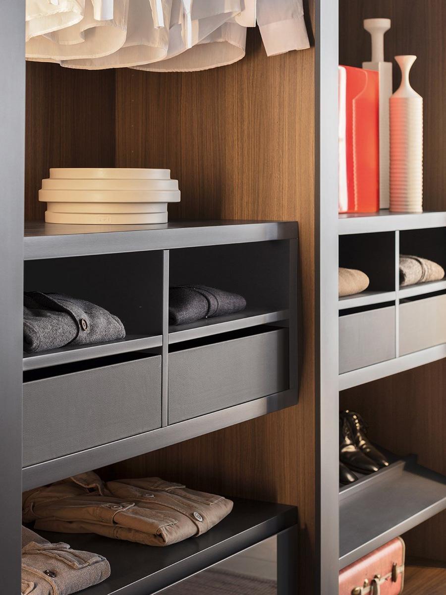 Sectional wooden walk-in wardrobe | Sipario by Pianca