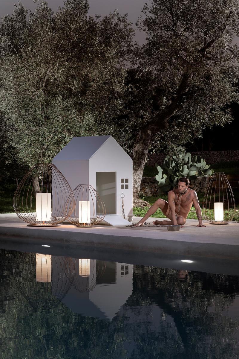 Metal floor lamp | Cell by Karman