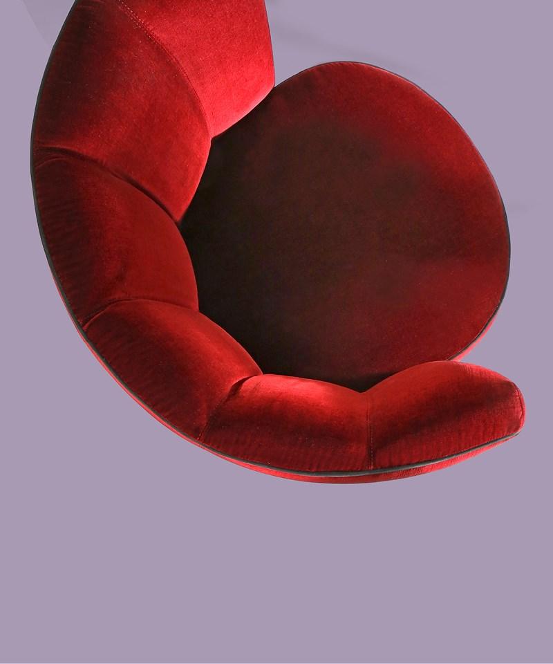 Upholstered velvet easy chair | Diva by Borzalino