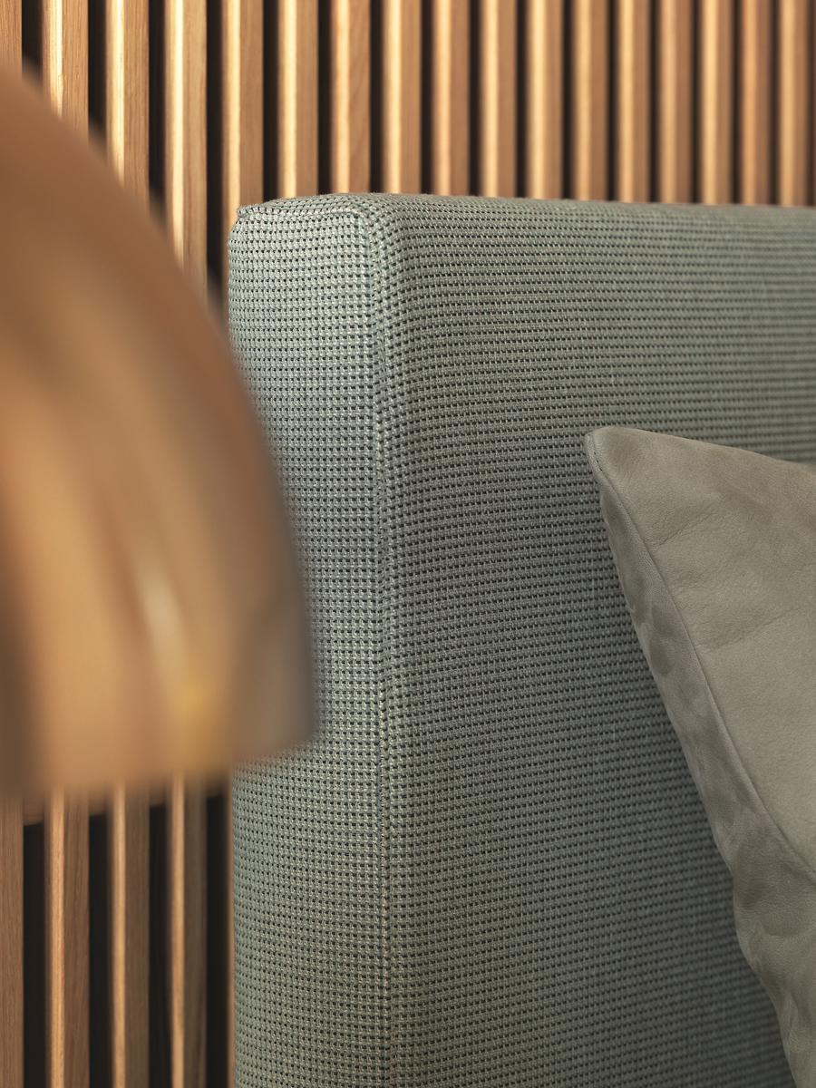 Storage bed | Notturno 2 by Flou