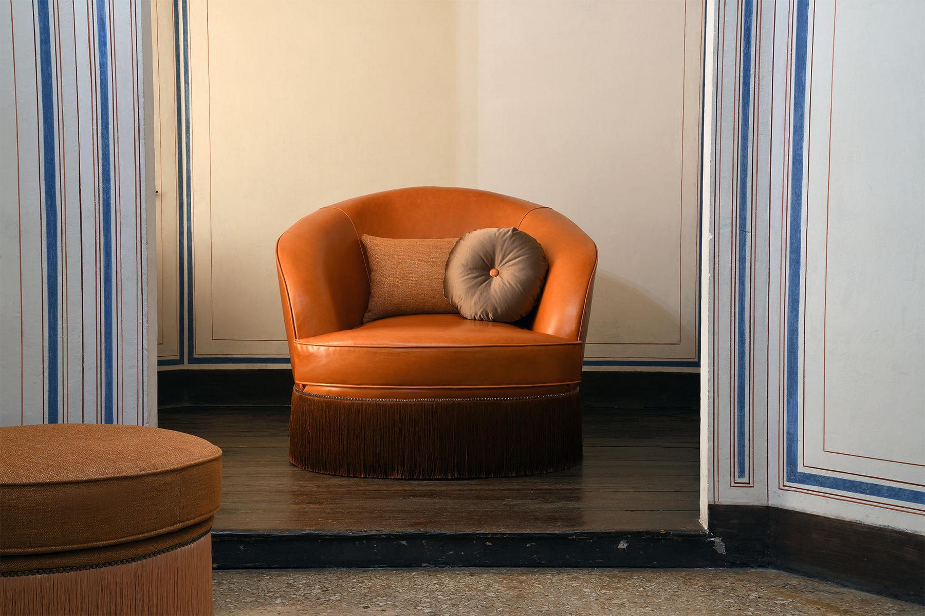 Upholstered leather armchair with armrests | Dione by Domingo salotti