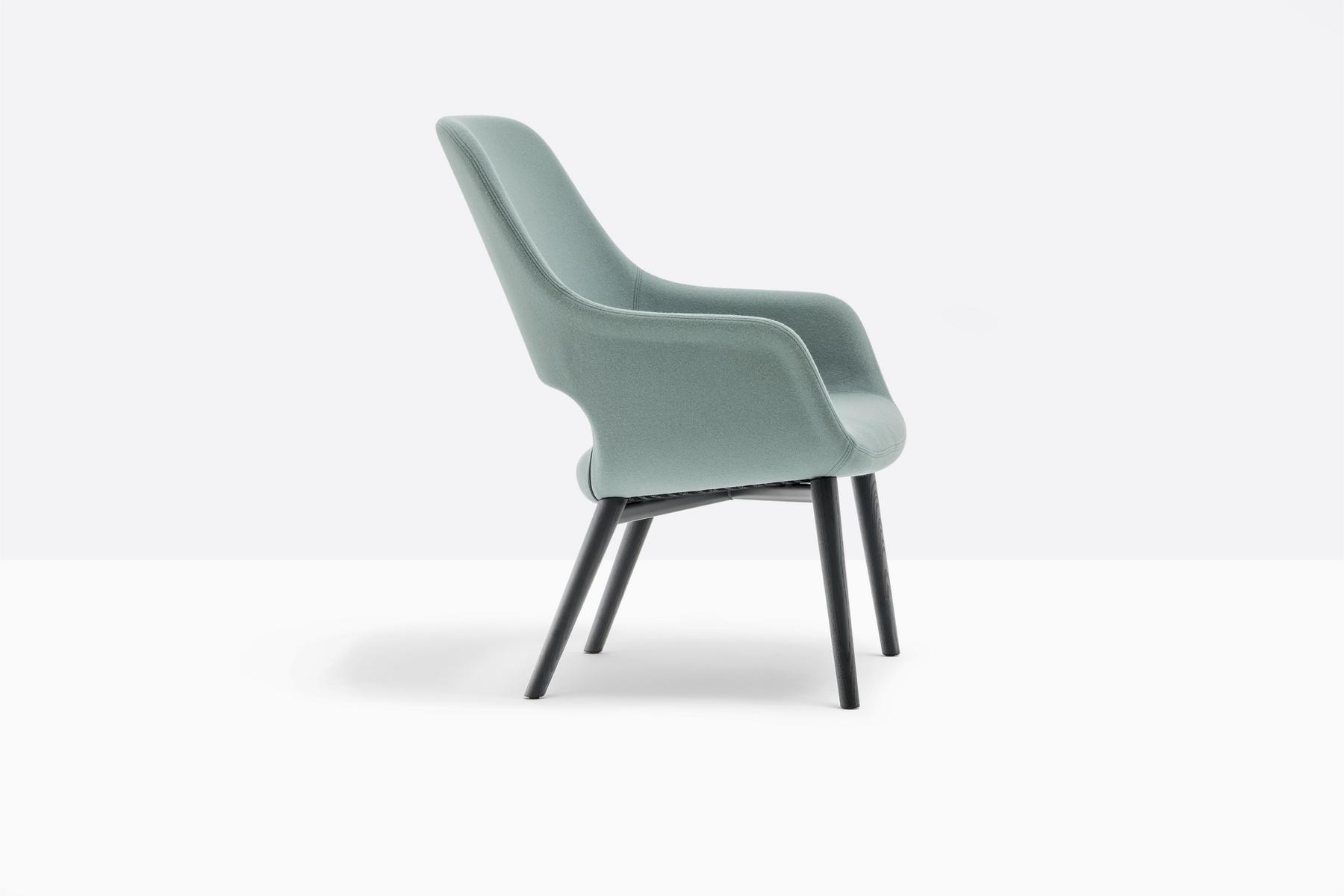 Upholstered fabric easy chair with armrests | Babila Comfort 2759 by Pedrali
