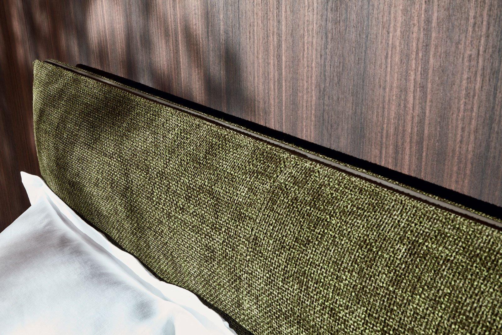 Storage bed with upholstered headboard | Ribbon by Molteni