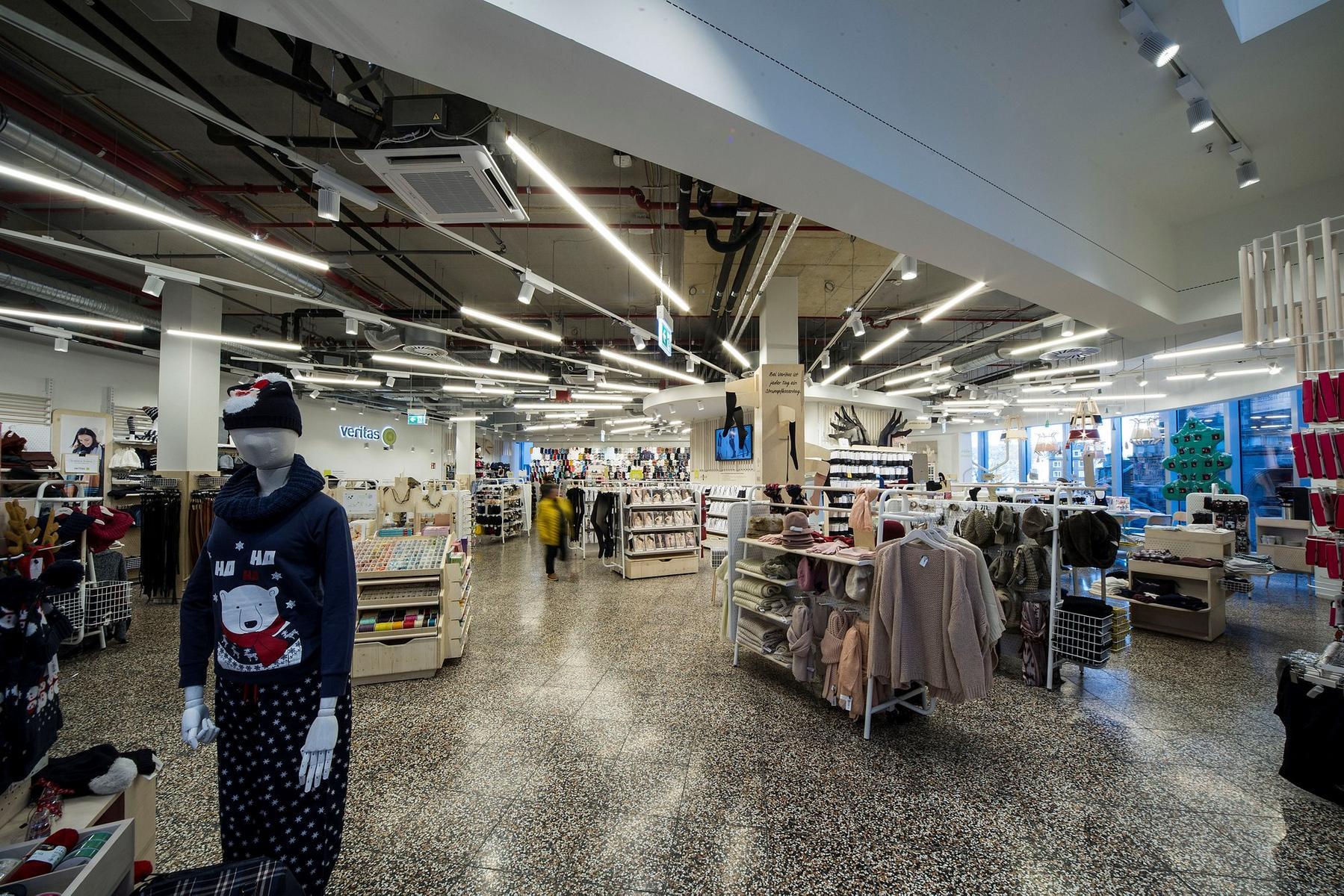 LED aluminium track-Light | Coolfin by Dark