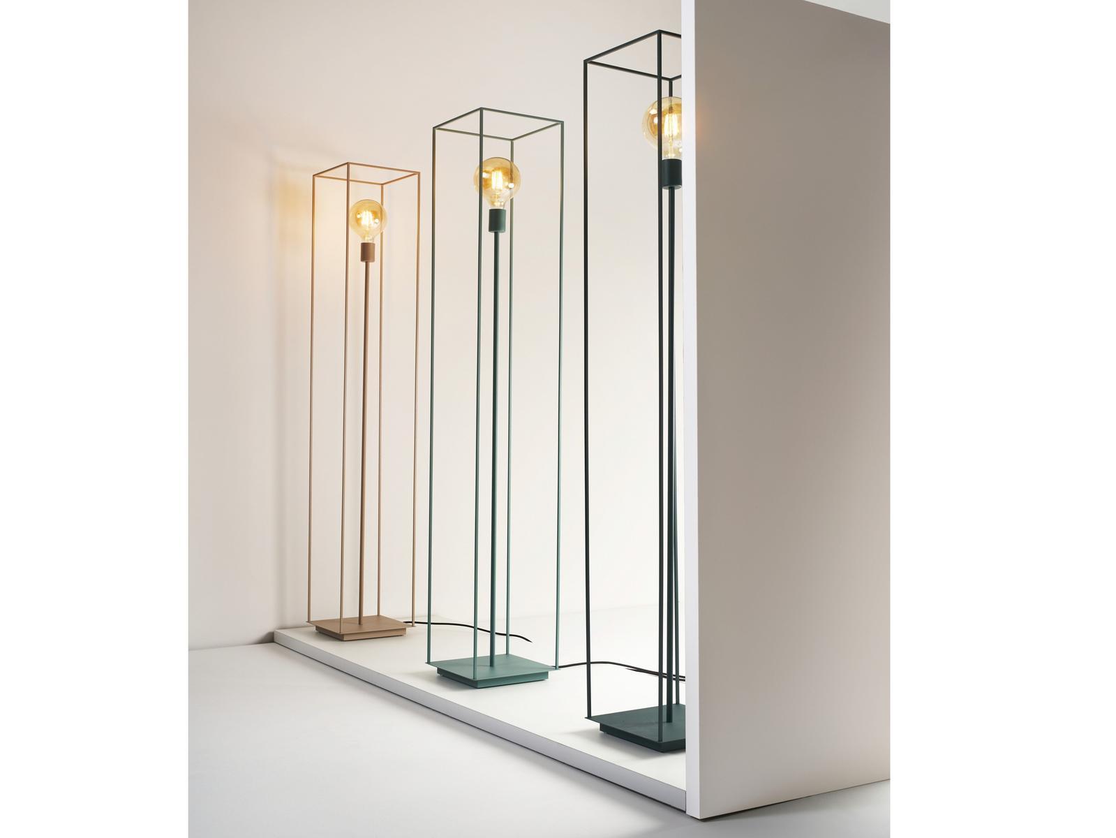 Iron floor lamp | Box by Zava