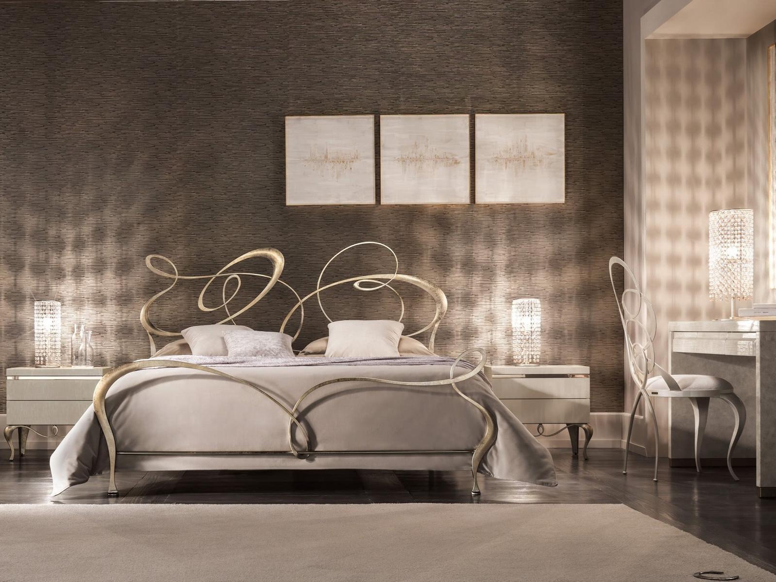 Wrought iron double bed | Ghirigori by Cantori
