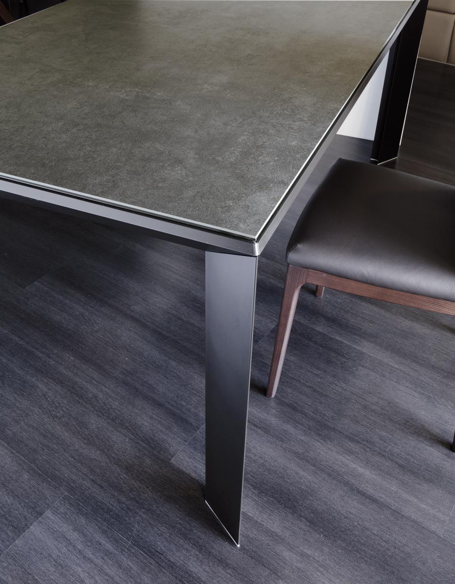 Extending crystal dining table | Metro by Ozzio Italia