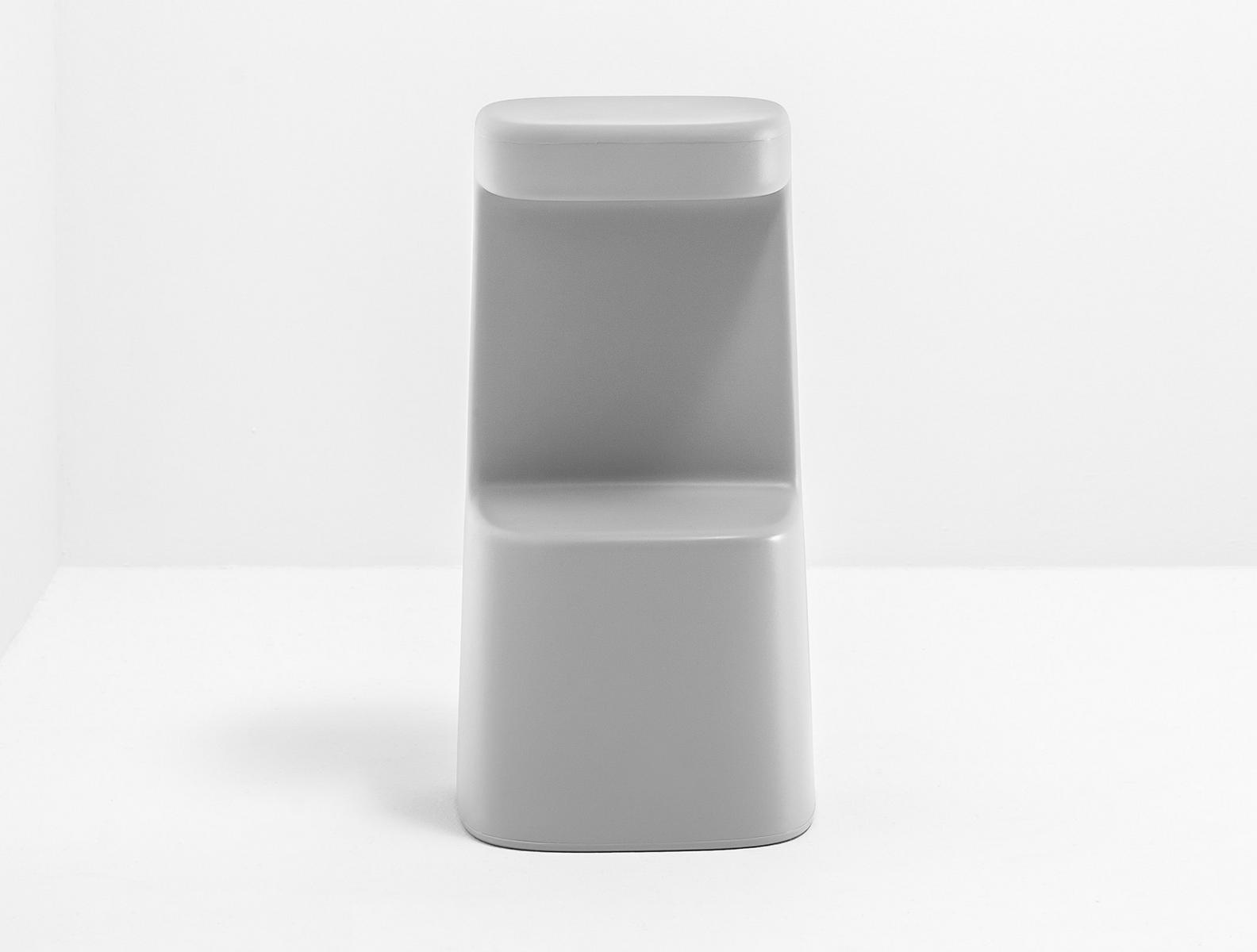 Polyethylene stool | Serif by Pedrali