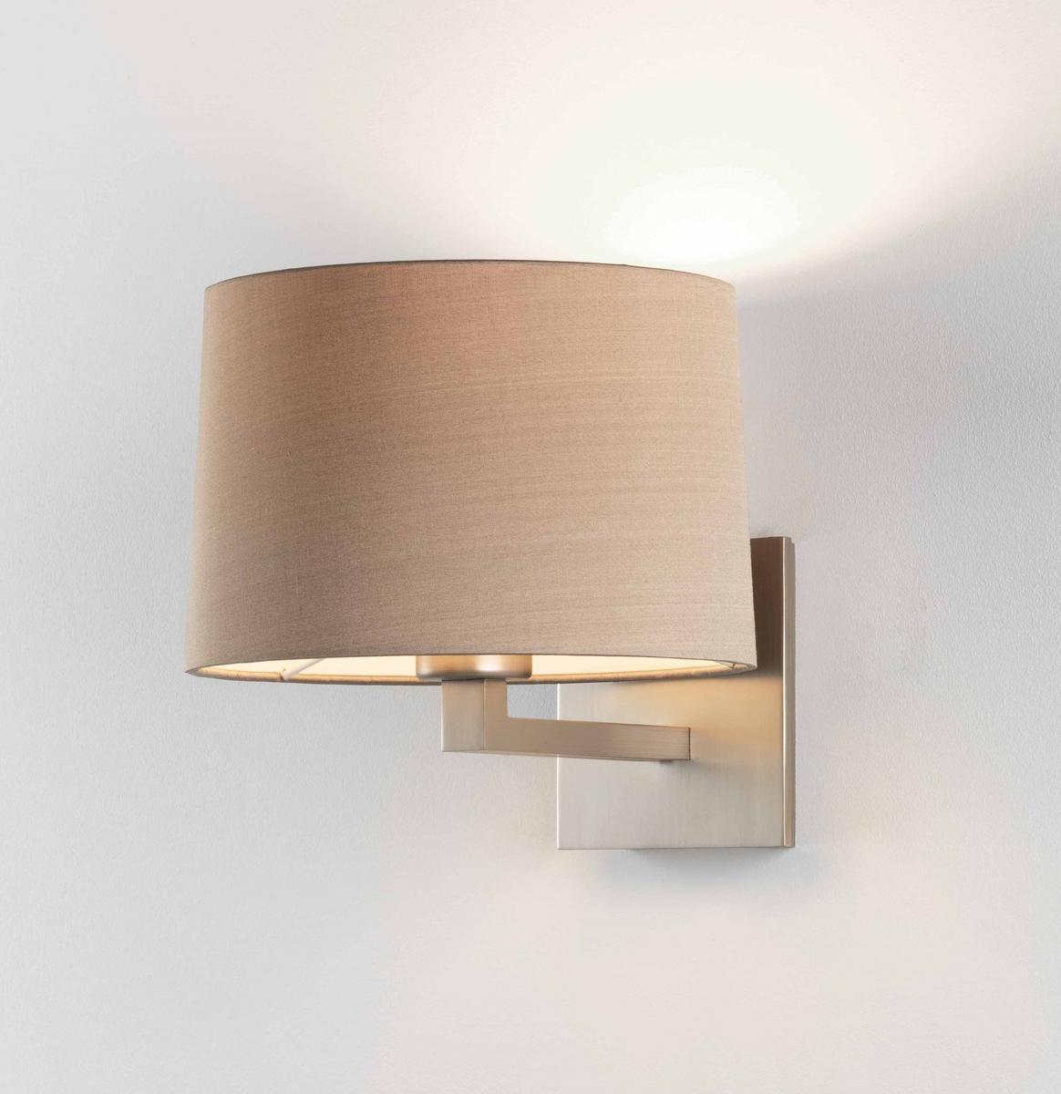 Zinc wall light with fixed arm | Azumi Classic by Astro lighting