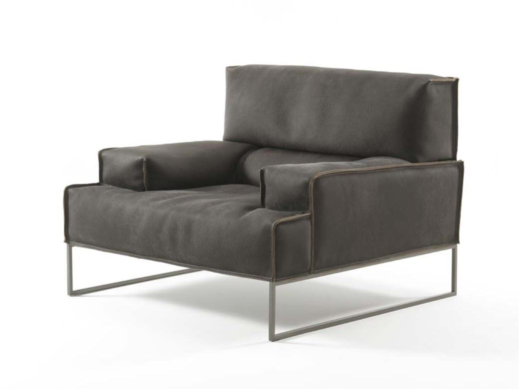 Sled base leather armchair with armrests | Cloud Junior by Frigerio