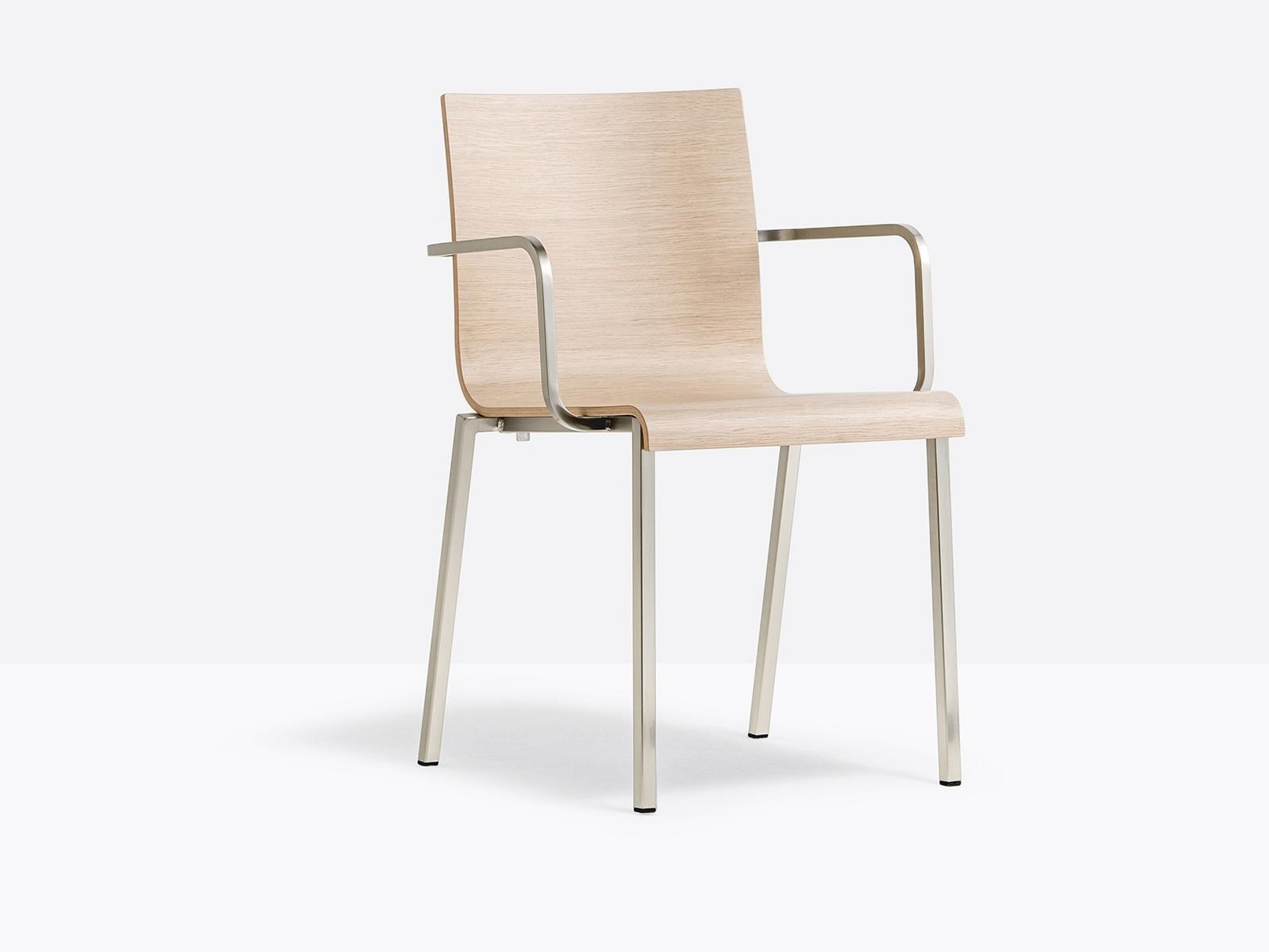 Stackable chair | Kuadra Xl 2412 by Pedrali