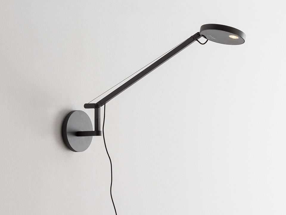 Direct light wall lamp with swing arm | Demetra Micro by Artemide