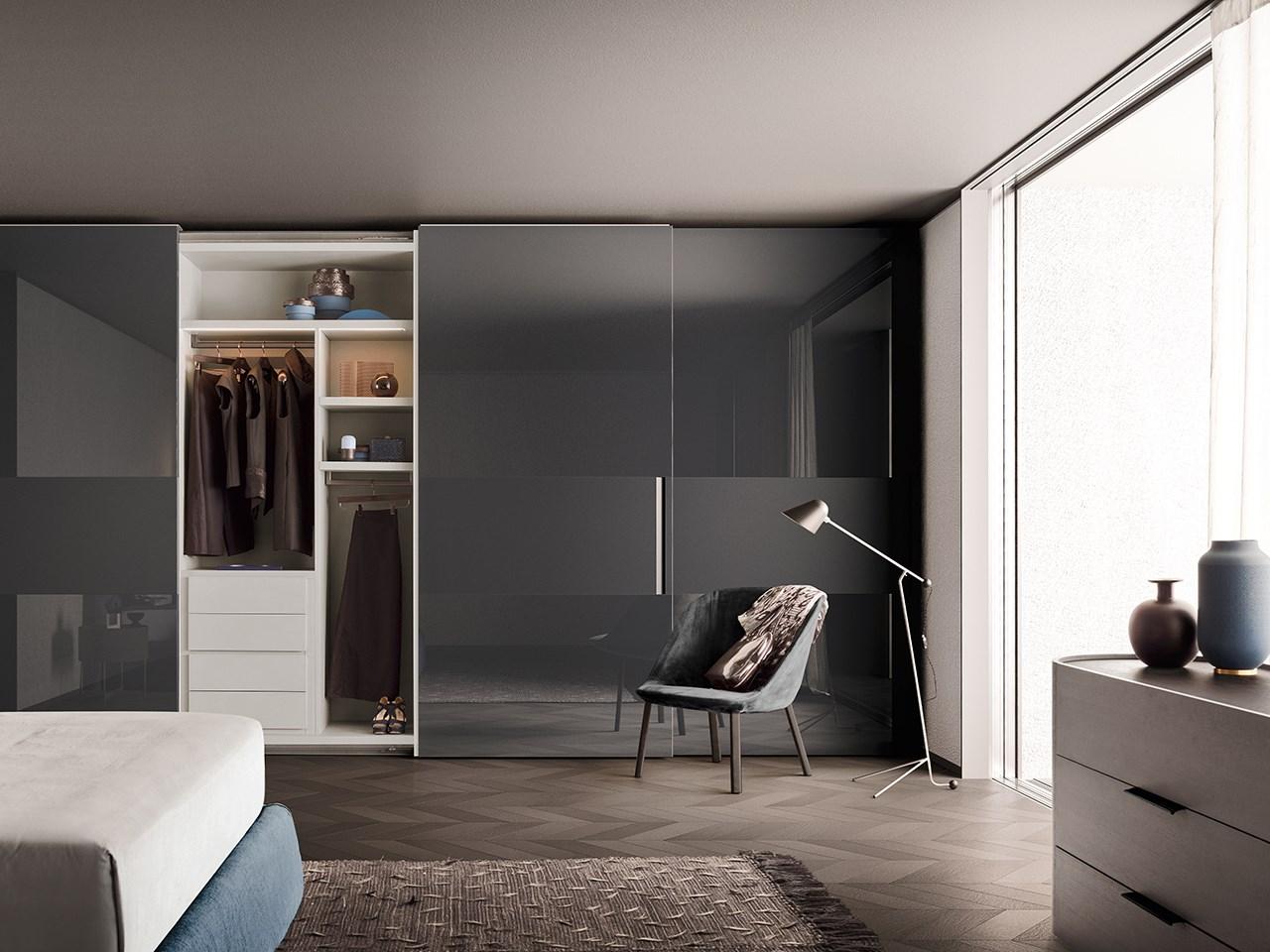 Lacquered wardrobe with sliding doors | Vela by Pianca